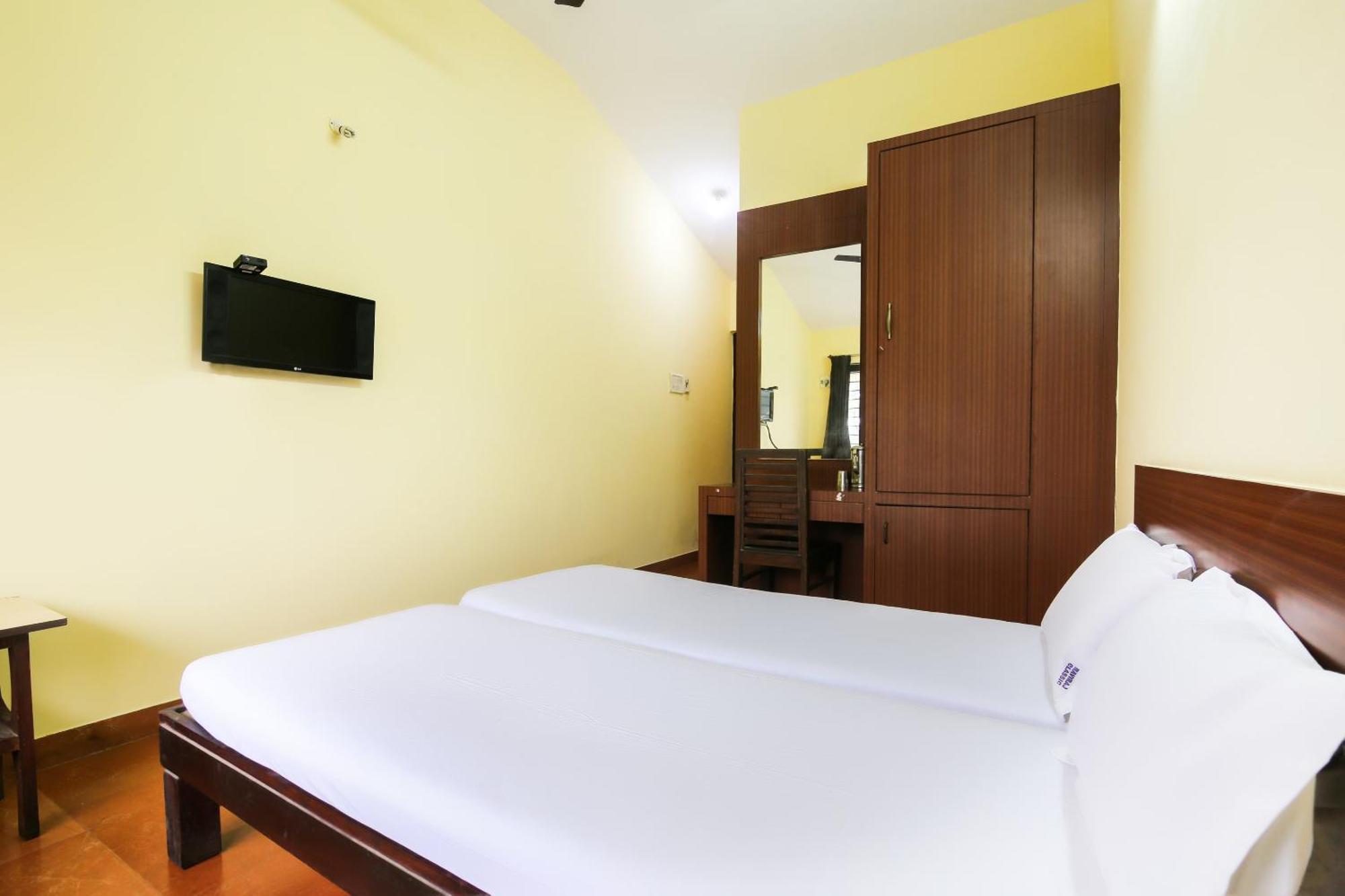 Hotel O Raviraj Classic Cana Екстер'єр фото