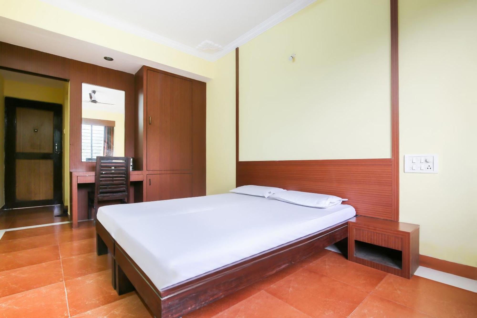 Hotel O Raviraj Classic Cana Екстер'єр фото